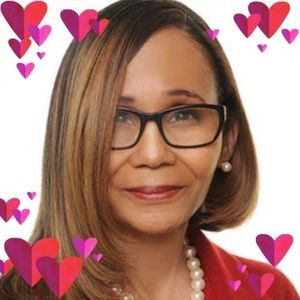 Meet your Posher, Leslie